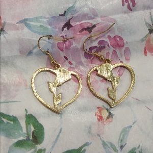 not branded Jewelry - 🌹Cute rose and gold heart earrings❤️ not branded Jewelry - 🌹Cute rose and gold heart earrings❤️